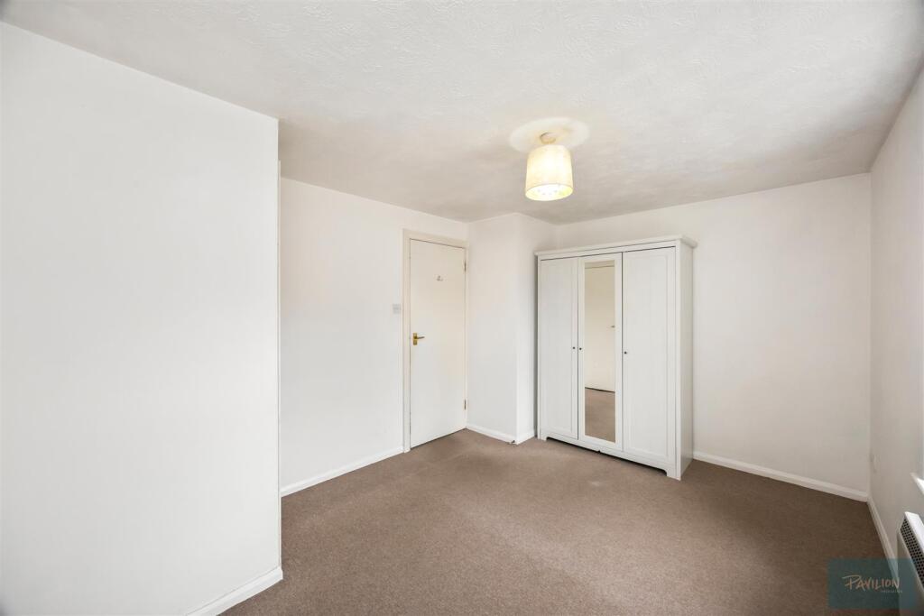 Park Crescent Place, Marlow Court 6_011.JPG