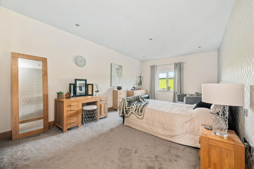 BEDROOM FIVE