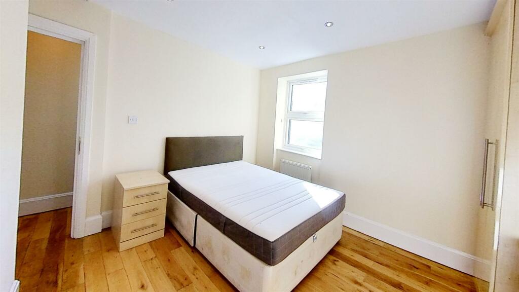 Chiltern-Street-Bedroom(2).jpg
