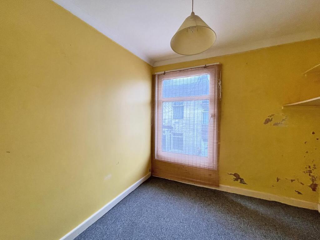 Tollox Place 19 - Bed 3.jpg