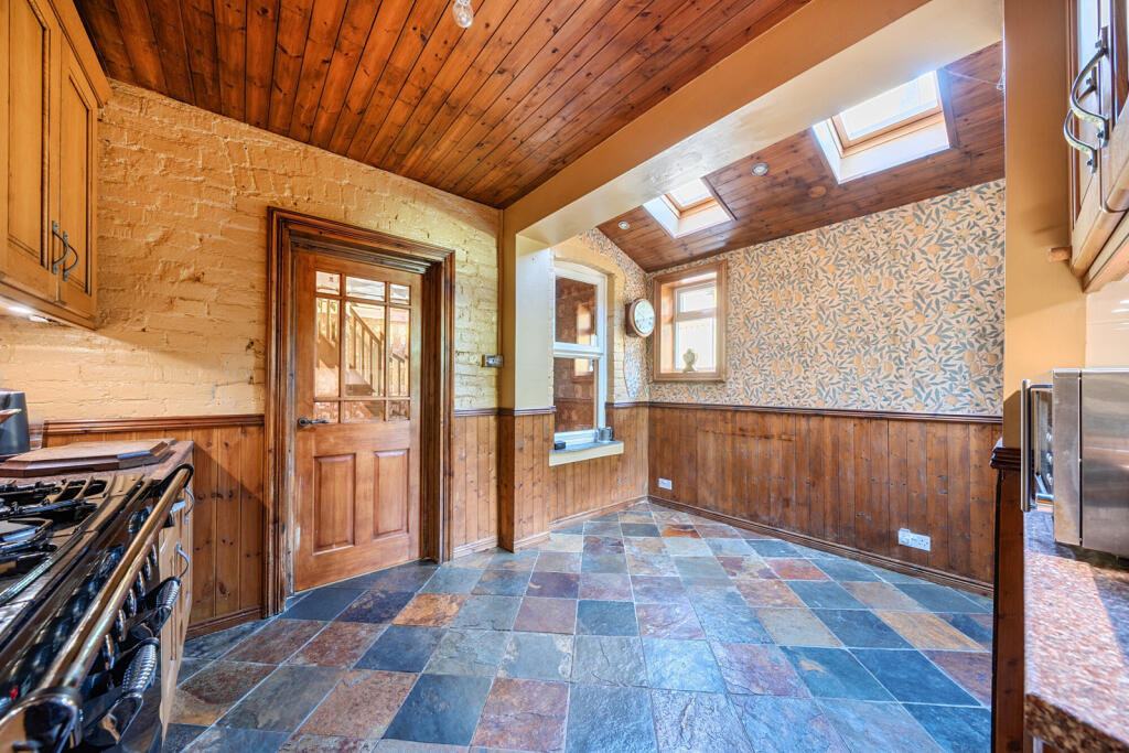 1353704-16-68c7e0...