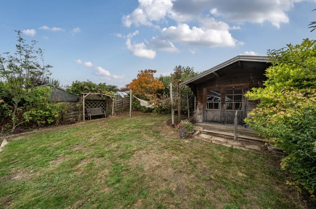 1357244-23-68deb3...