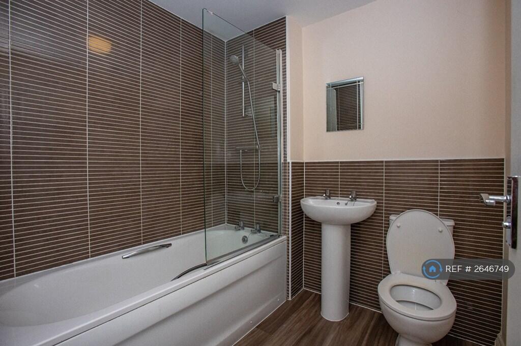 Main Bathroom