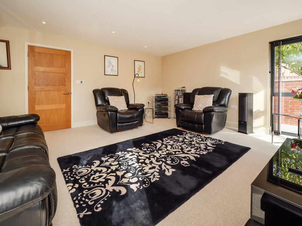 1BaldwinClose-62