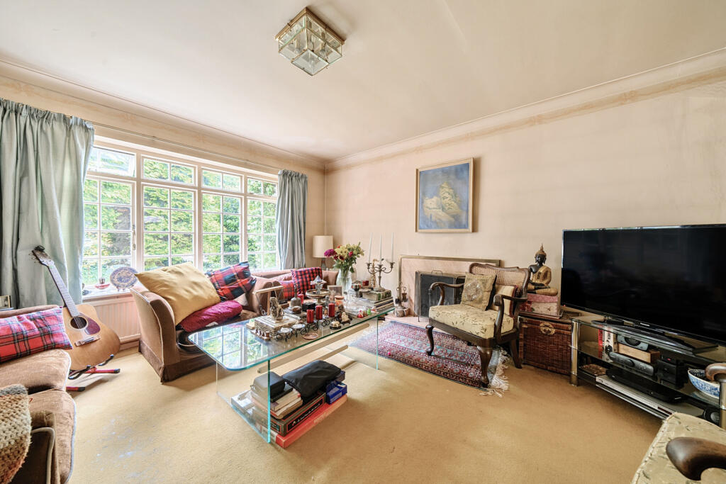 1300481-12-683845...