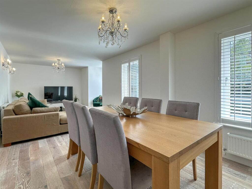 DINING AREA &amp; LOUNGE