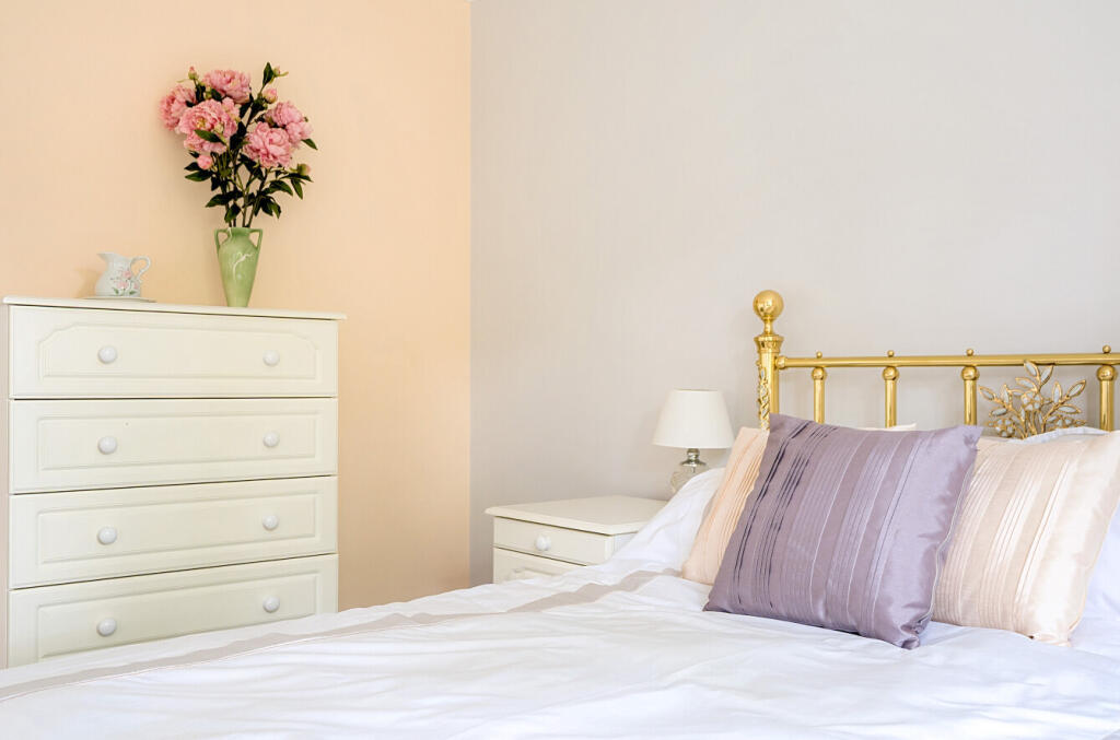 1364716-26-68f236...