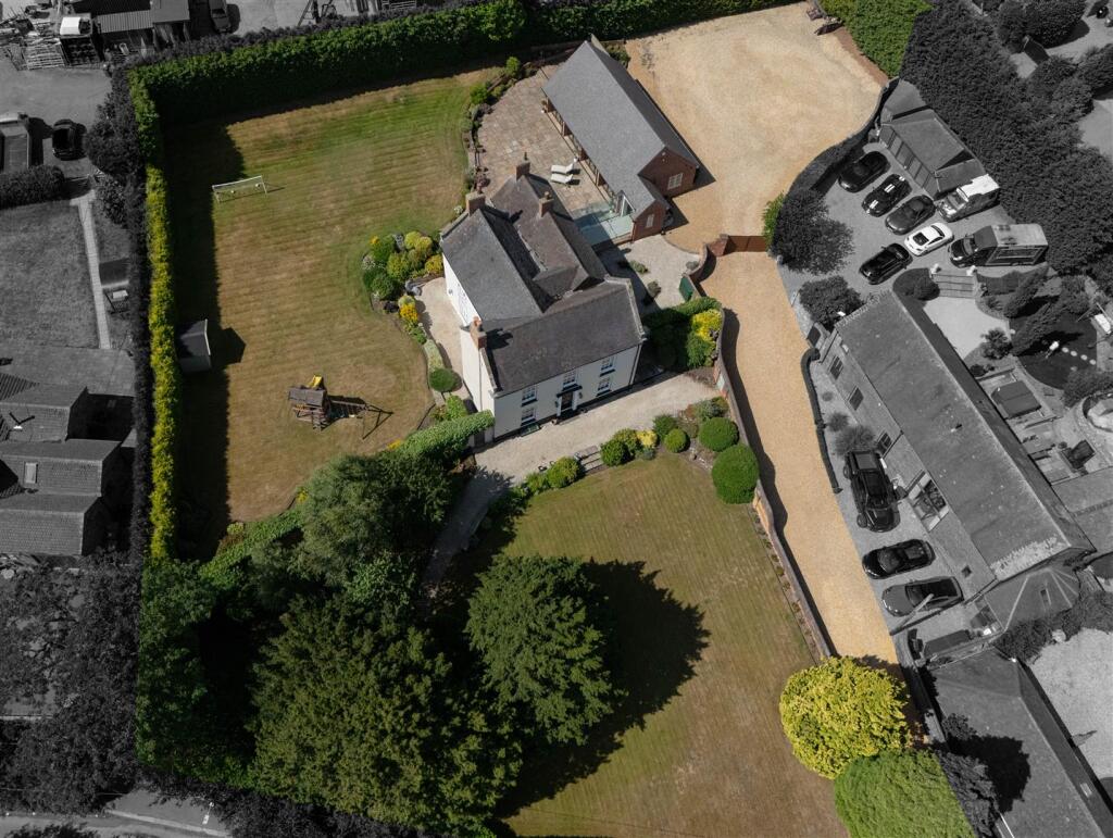 Hammerwhich Place Farm Drone-2 Land.jpg