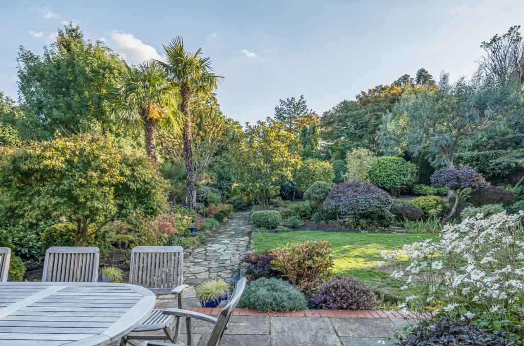 1360121-1-68dbfeb...