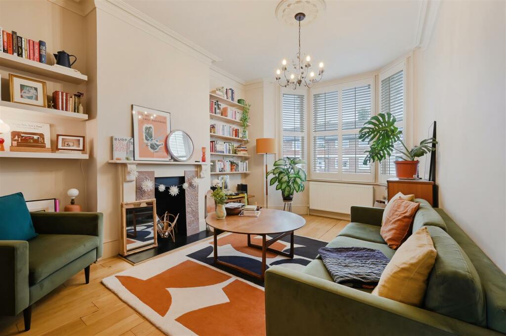 BEVERLEY ROAD, 6B-1.jpg