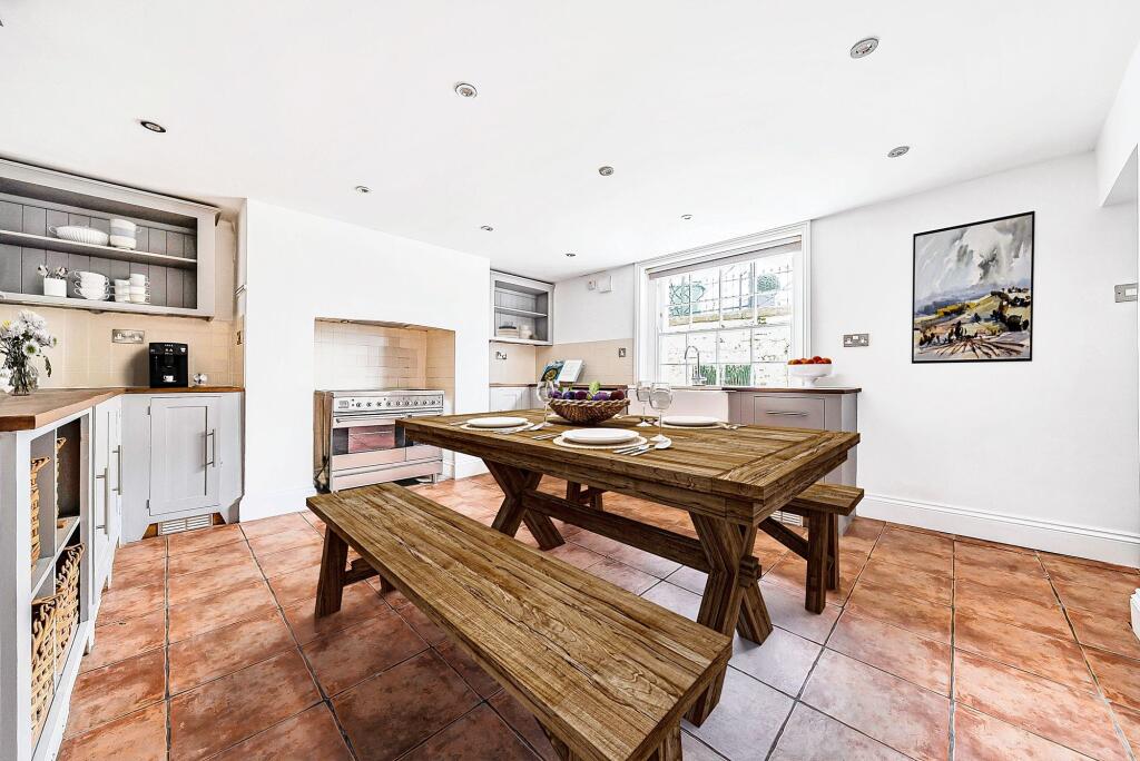 Kitchen / Breakfast Room