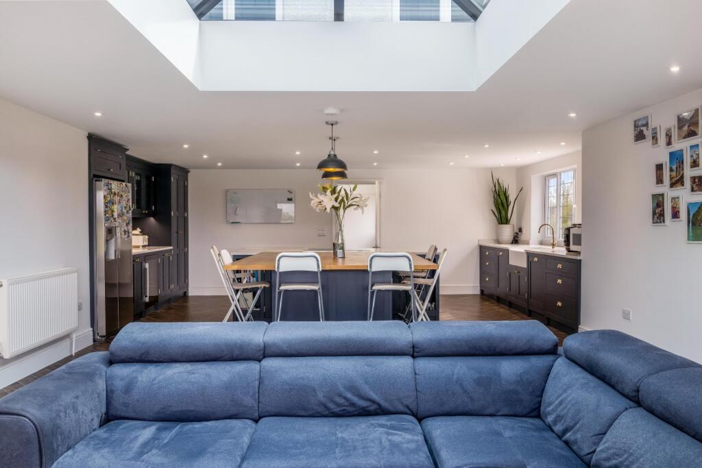 Kitchen Family Room