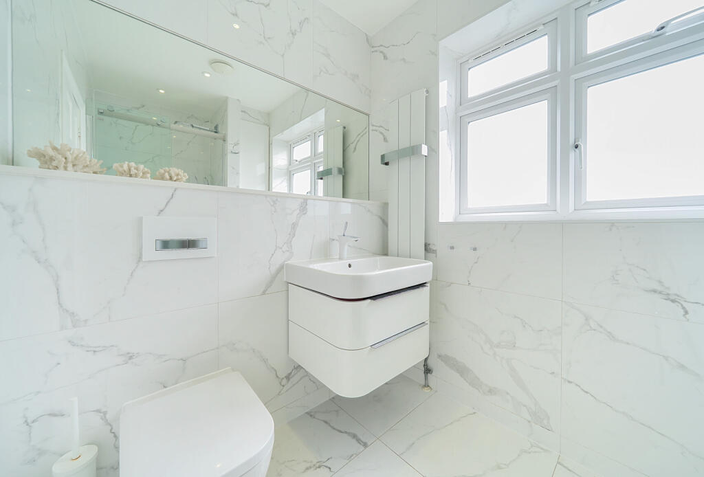 1342788-22-68a7a7...