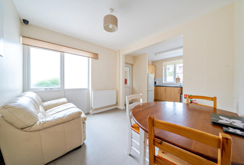 1321192-9-68822b3...