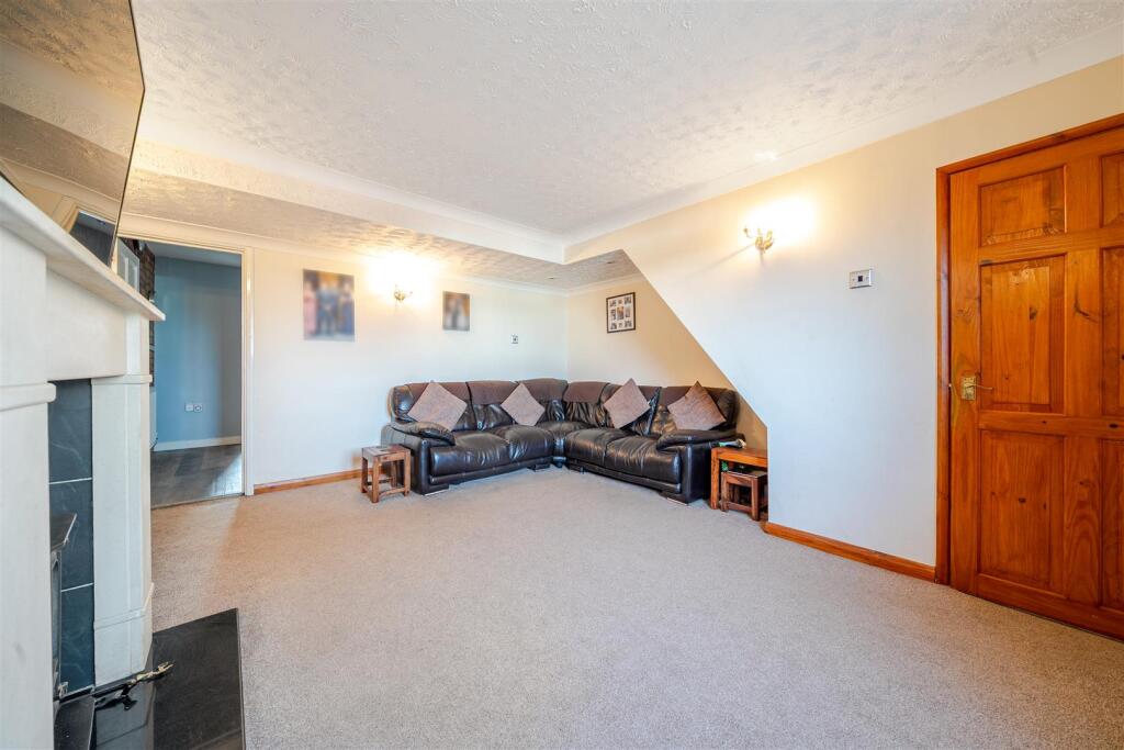 77 High Street, Astcote (20).jpg