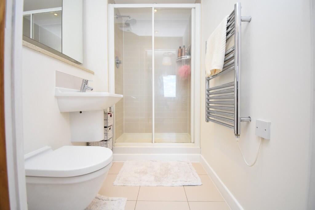 High Street, London, E15