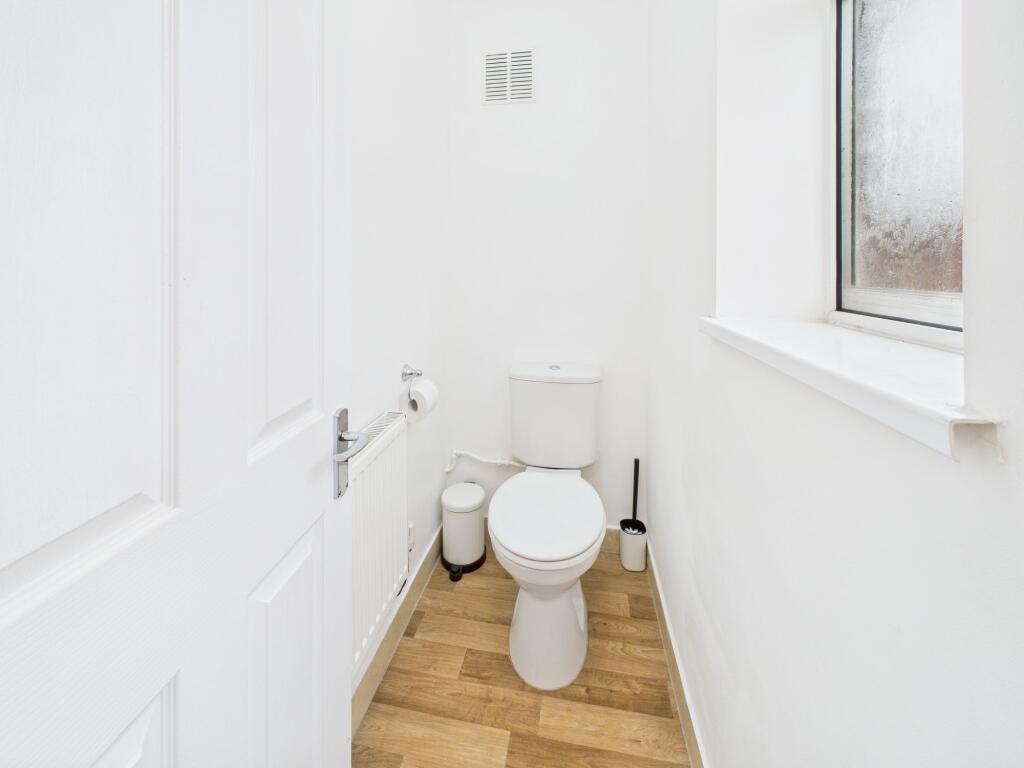 Ground Floor Wc