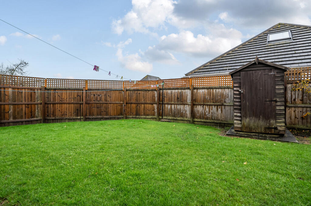 1384816-11-6929ad...