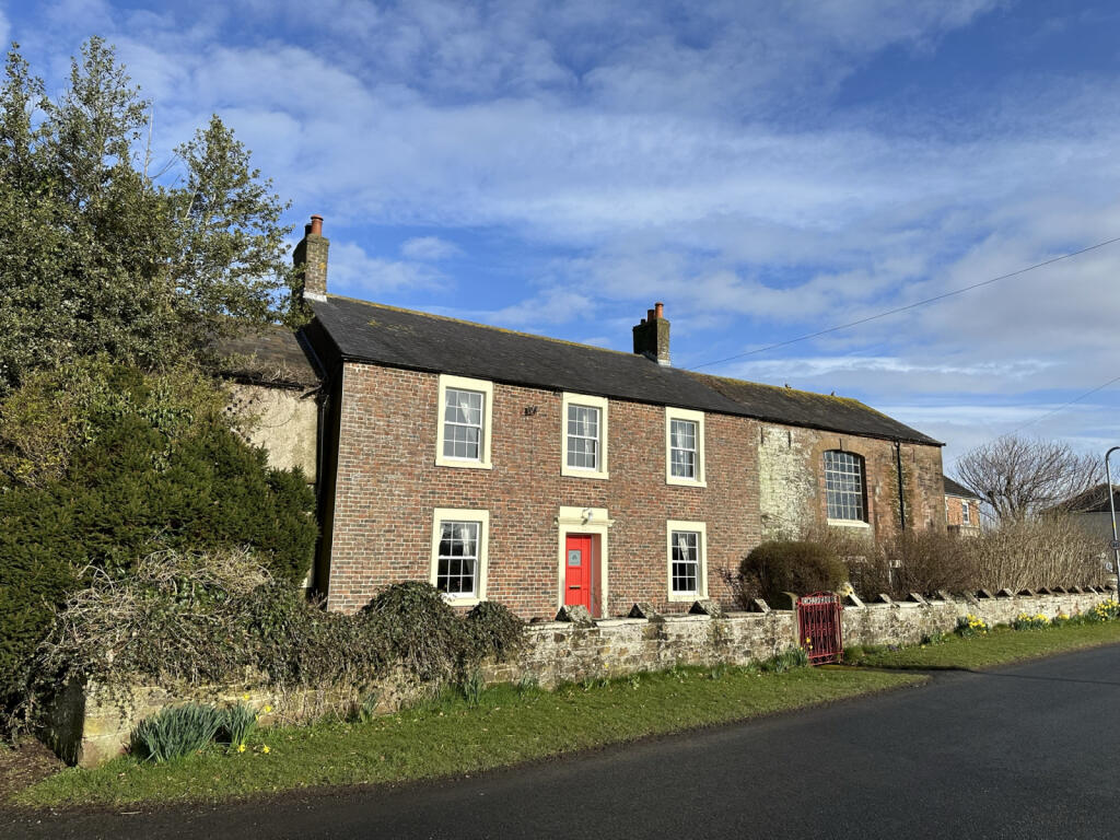 4 Bedroom Farmhouse