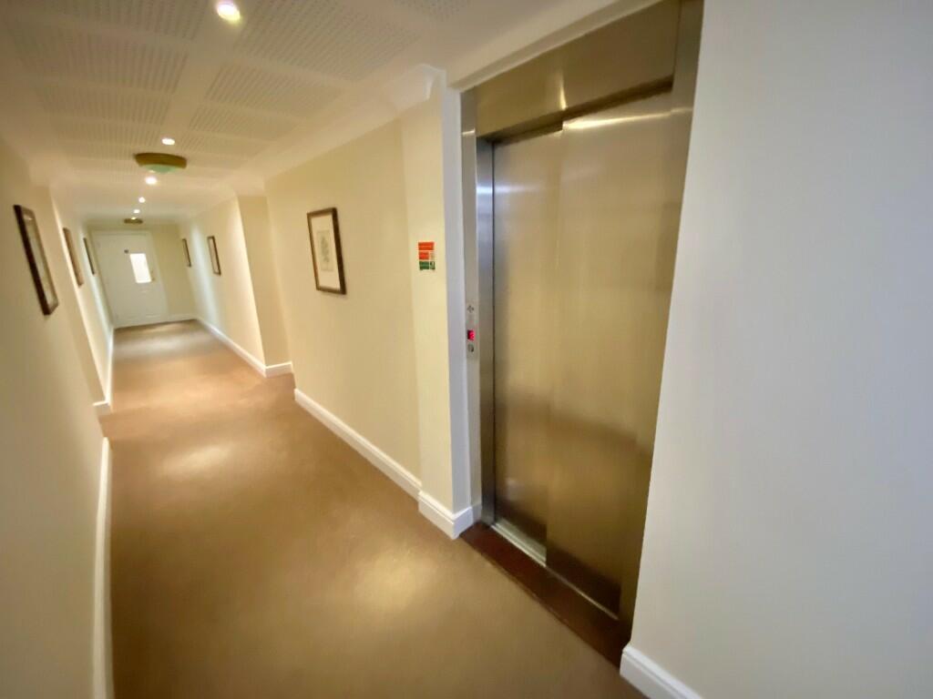 Hall with Lift