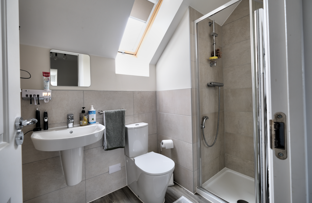 En suite Shower Room