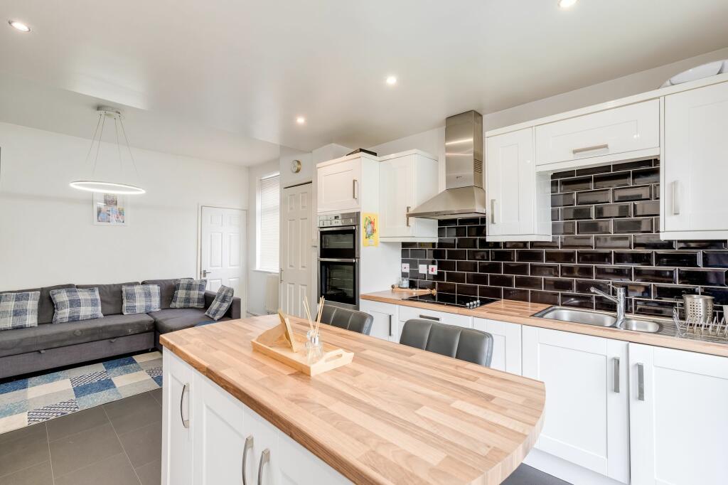 Kitchen diner / family room