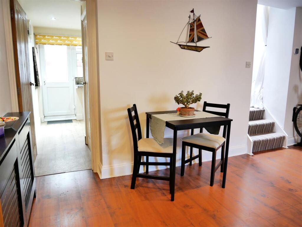 Living &amp; Dining Room