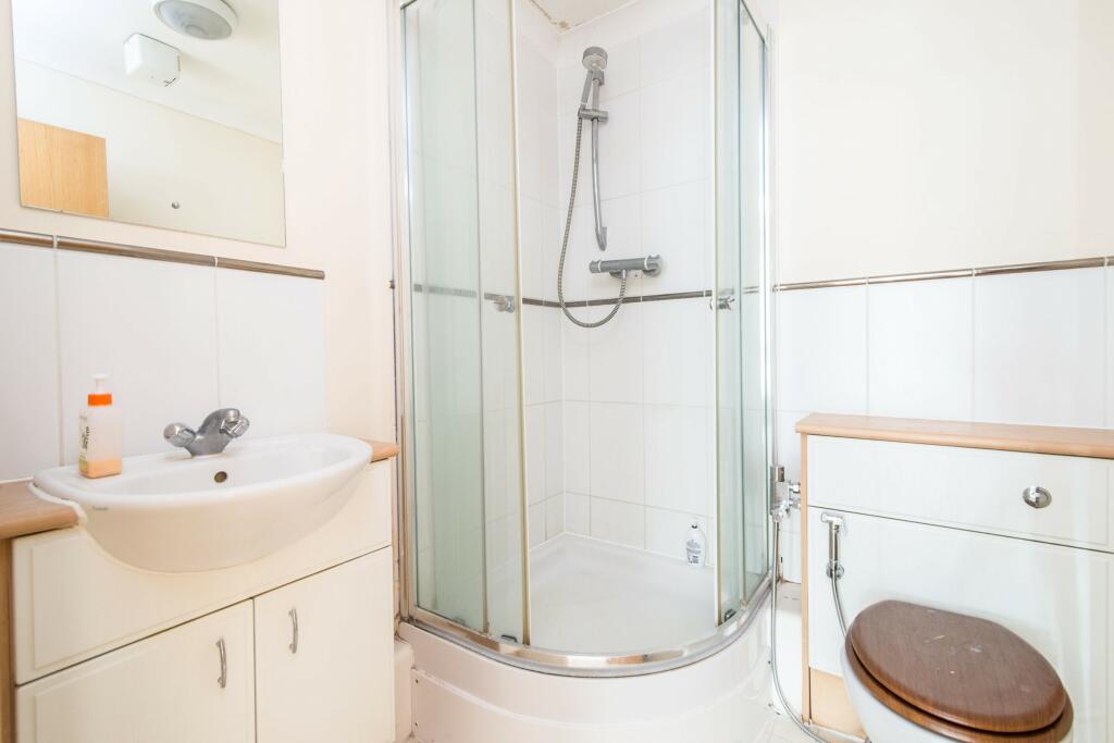 En-suite Bathroom