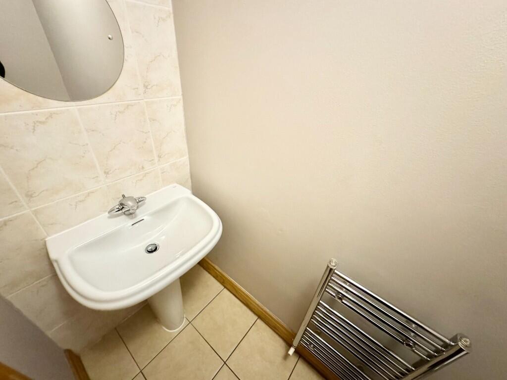 GROUND FLOOR WC