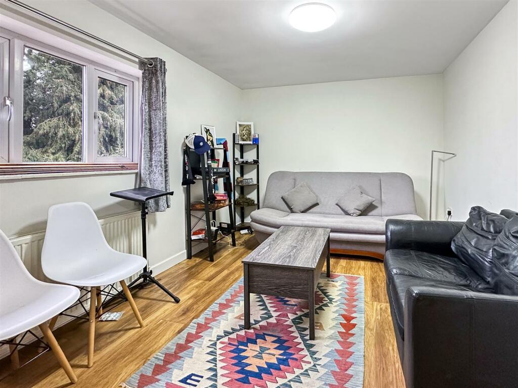 living room 2.jpg