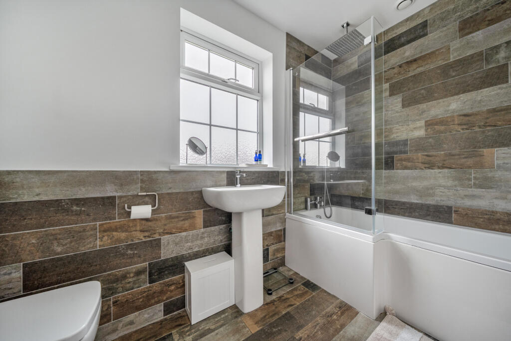 1385253-6-6928383...