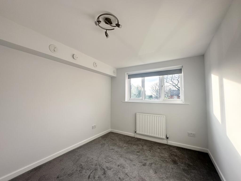 8 BEDROOM 2.jpg