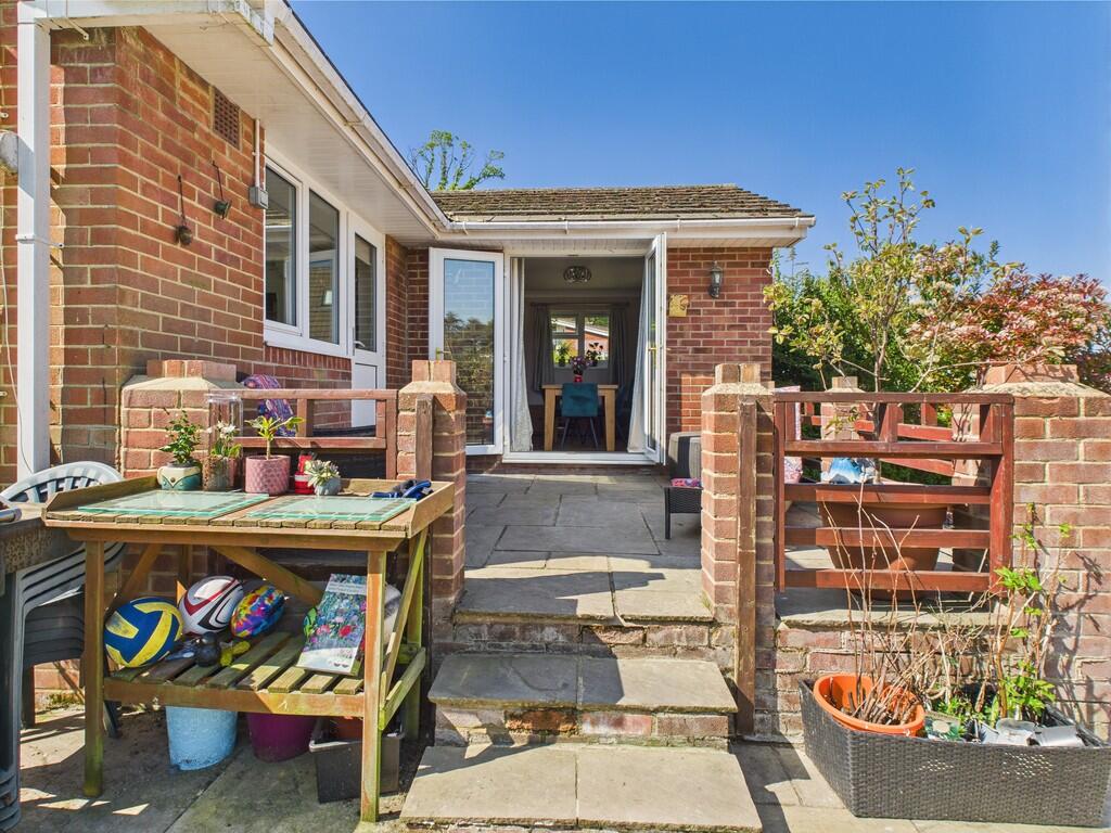 CAM05068G0-PR0016...