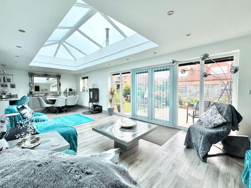 Living room to dining