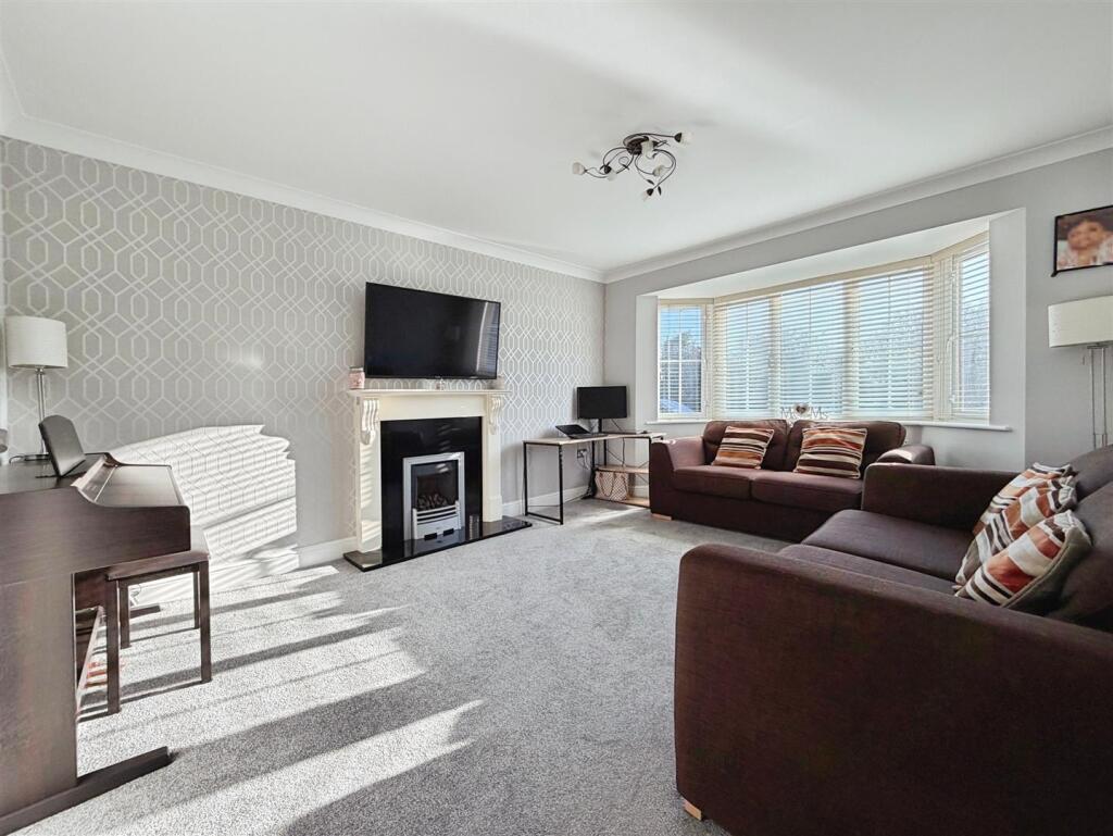 6ff1a692--4994-A0F6-404BD44500B1-66107-00001A9AC99