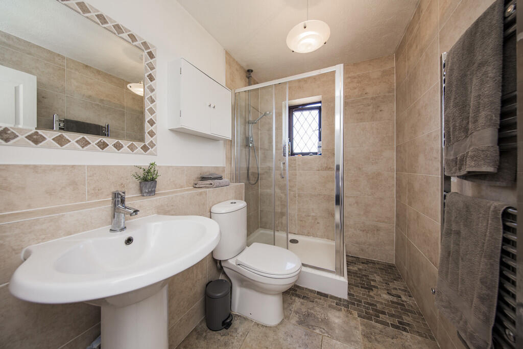 En Suite Shower