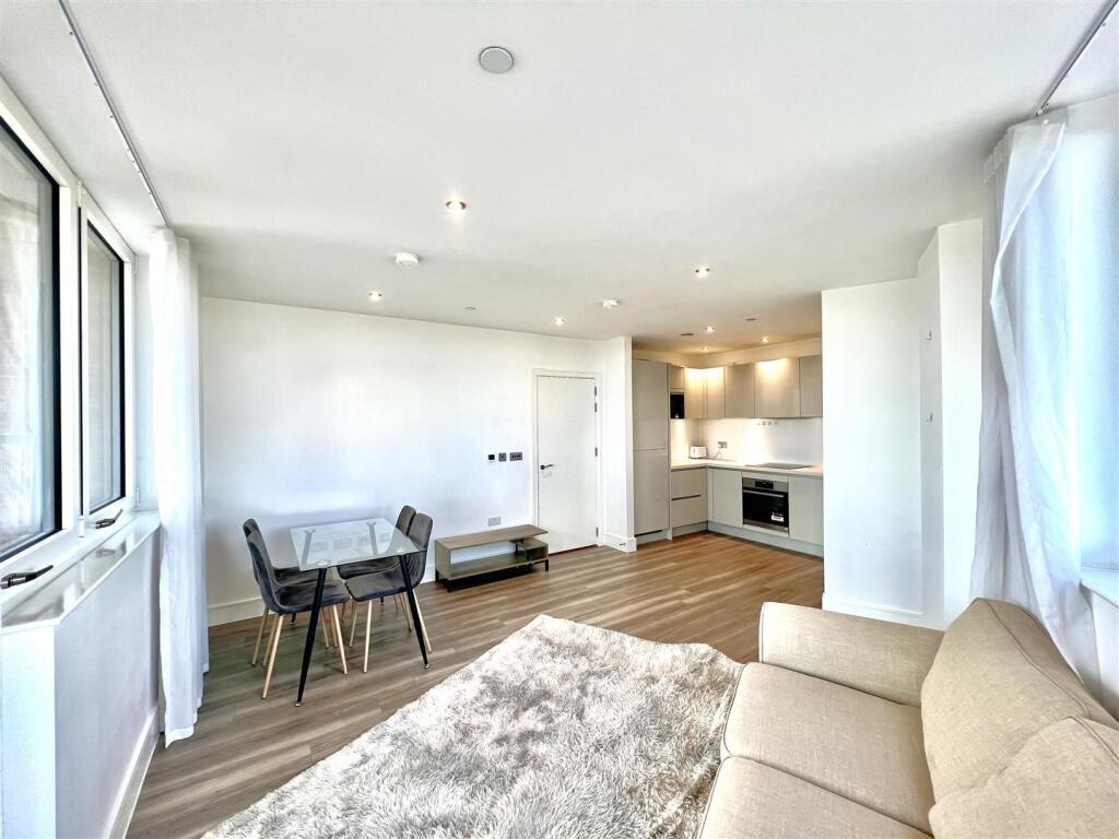 Open Plan Kitchen/ Reception Room