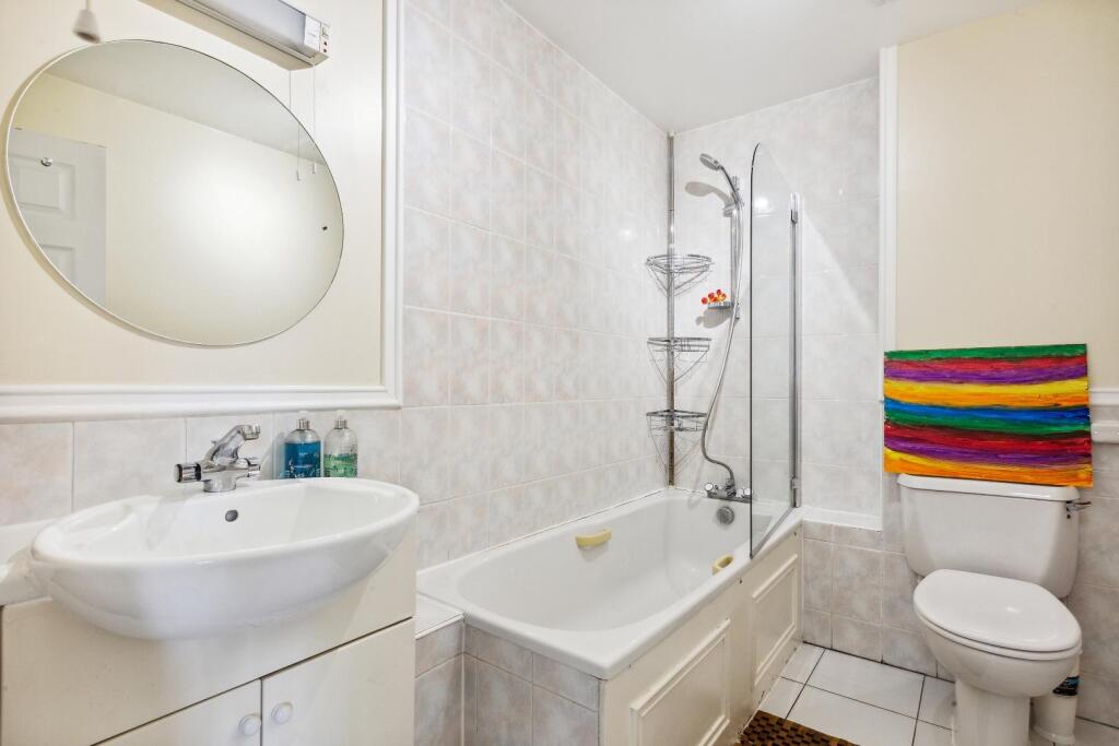 Family bathroom