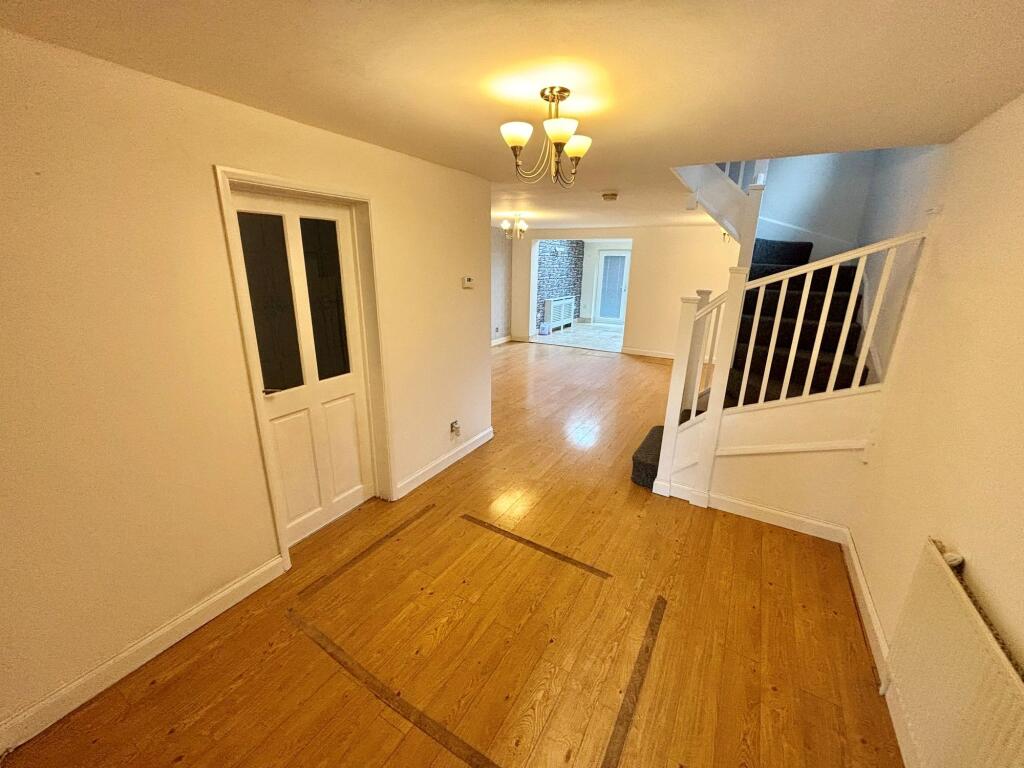 Through Lounge/Diner