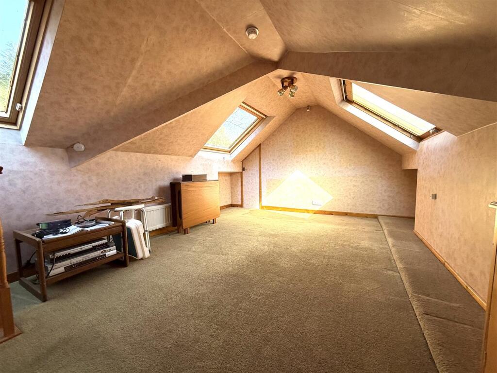 16 the pingle attic.jpeg