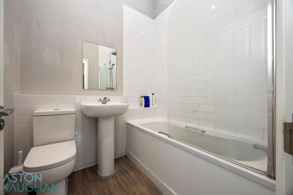 Selborne Road Flat 7_003.JPG