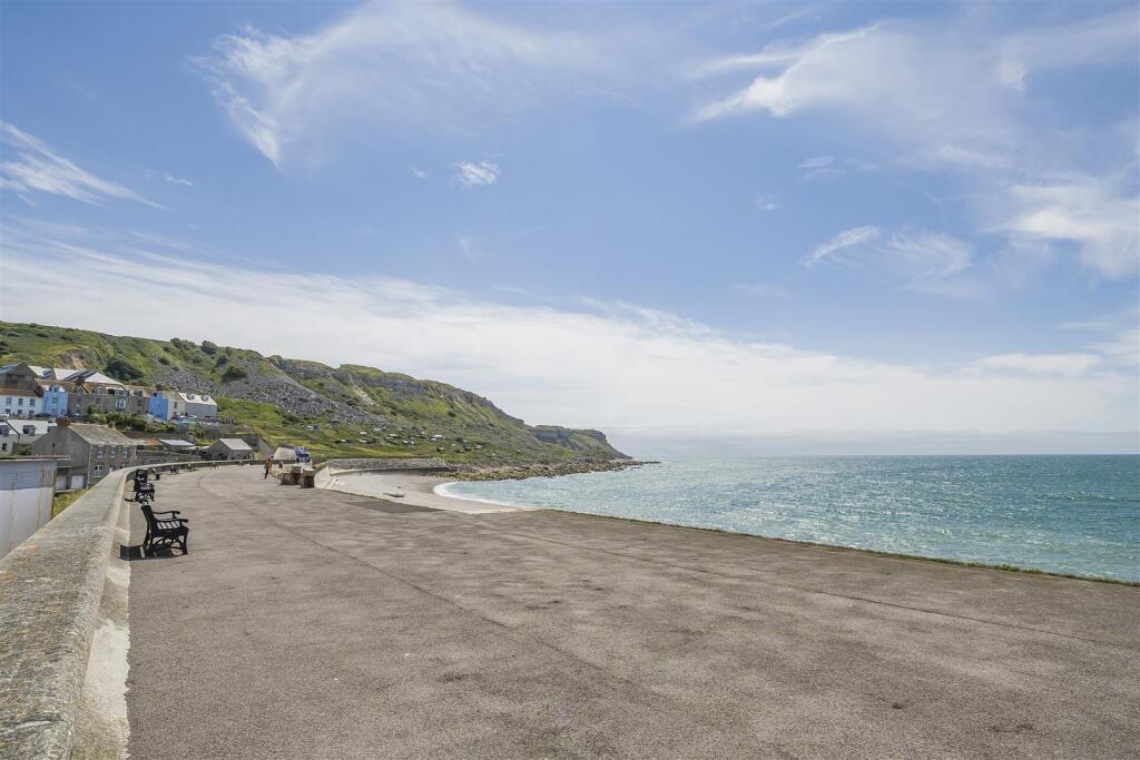 Chesil 2.jpg