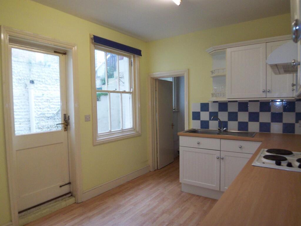 Kitchen2 7 Albert.jpg