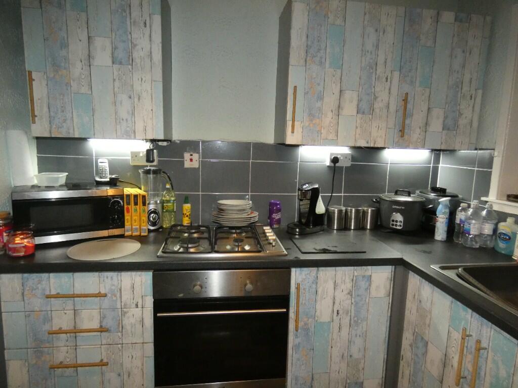 81 - Kitchen