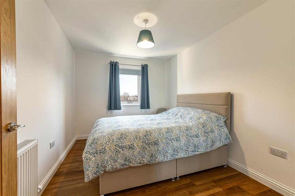 7 West Grove Apartments Melrose Low Res 27.JPG