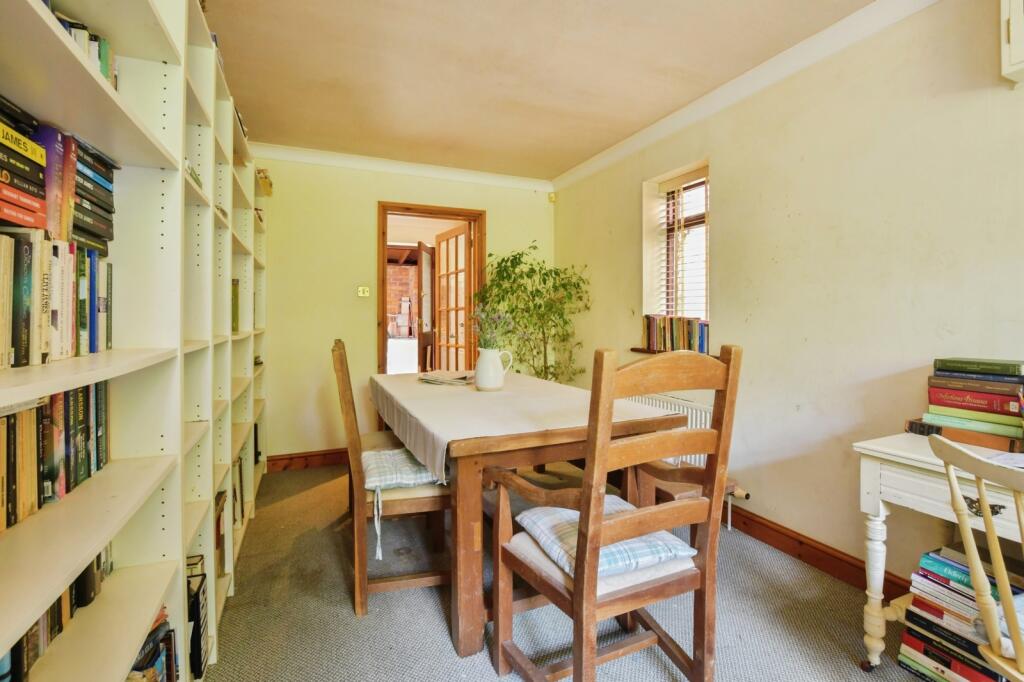 Family Room/Bed 5