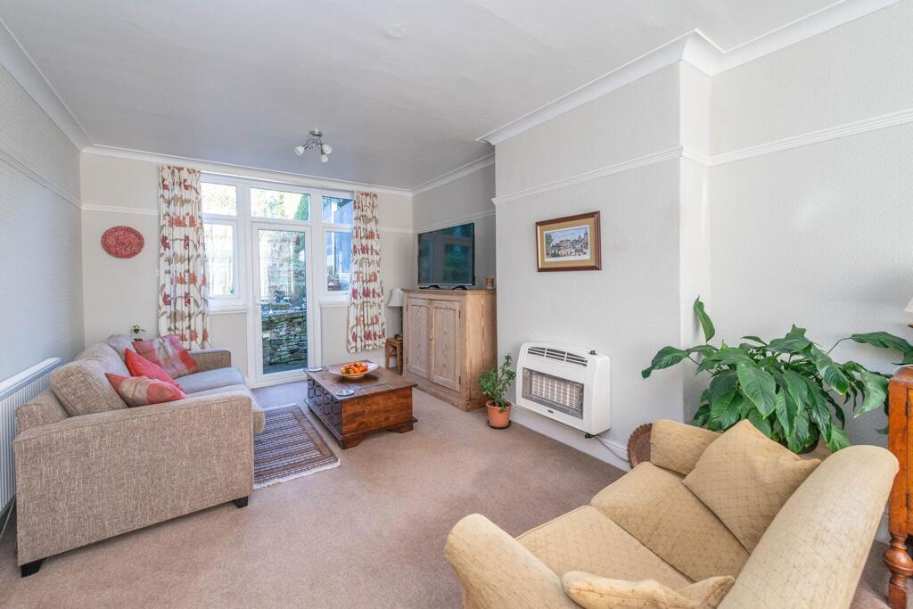 LOUNGE/DINER AND DINING KITCHEN