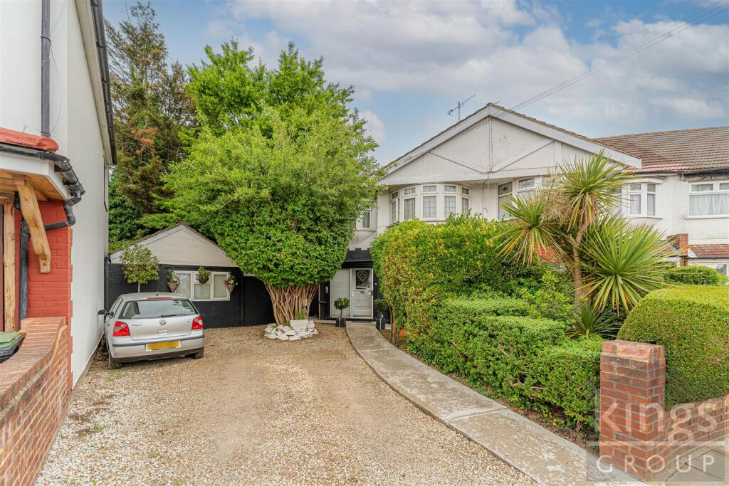 Beckenham Gardens, London, N9