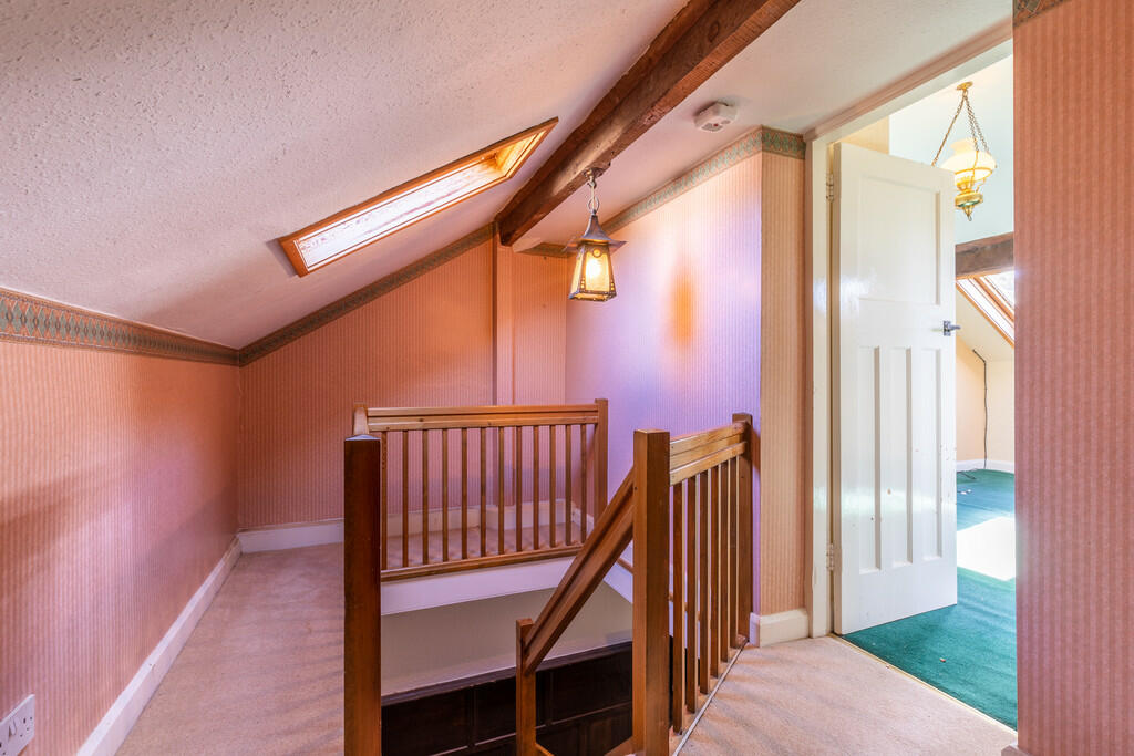 First Floor Landi...