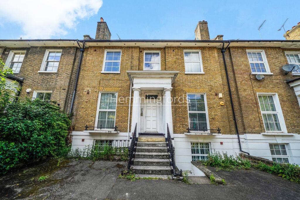 Flat 2, 355 Camden Road - 26TF515VWpaEPsn8n1v2.jpg